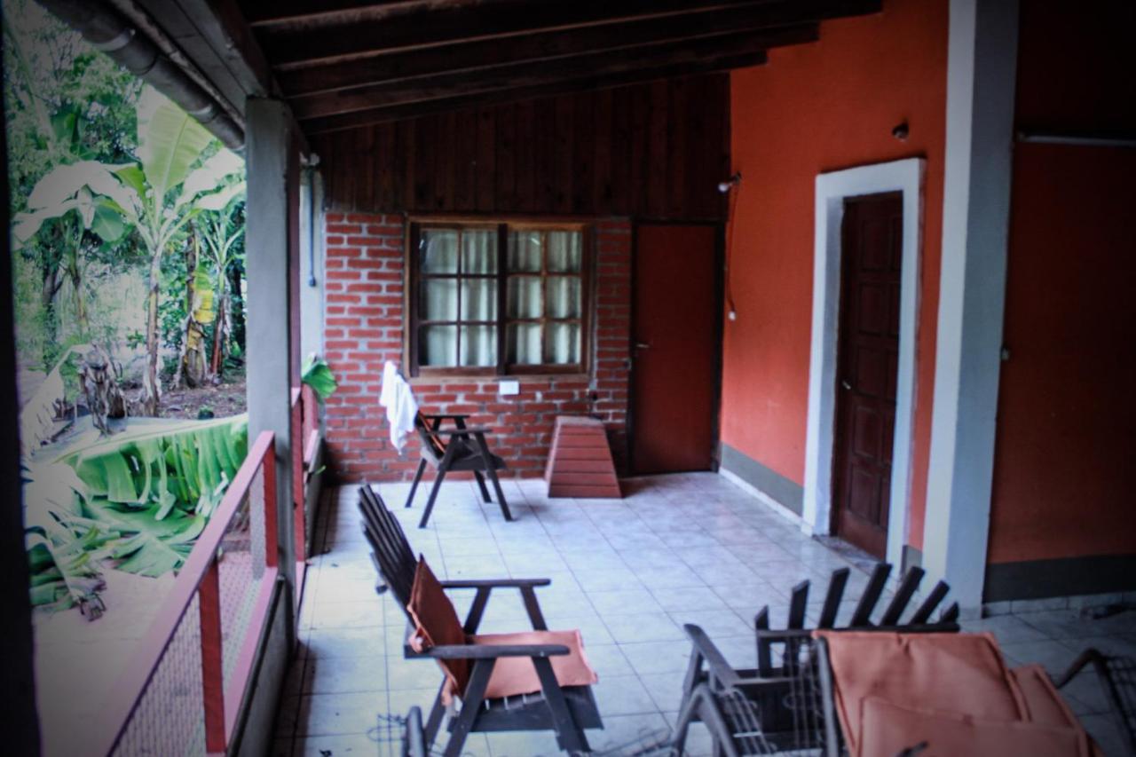Hostel Haus Пуерто-Іґуасу Екстер'єр фото